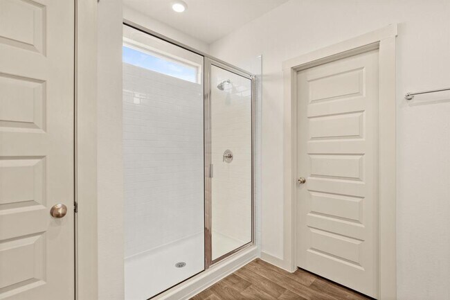 Building Photo - 227 Lavaca River Ln