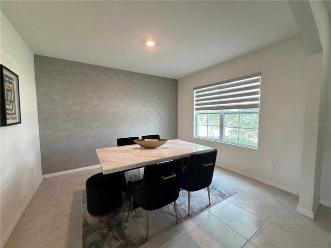Building Photo - 9004 Tuscan Cypress St
