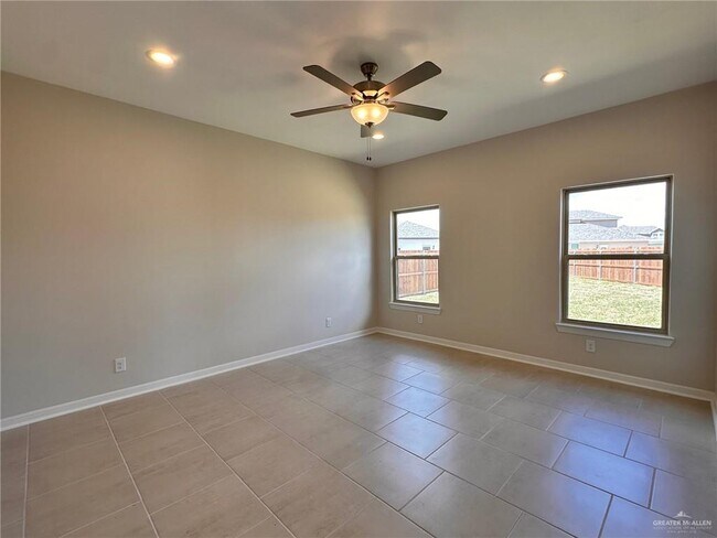 Building Photo - 21 Westway Ct