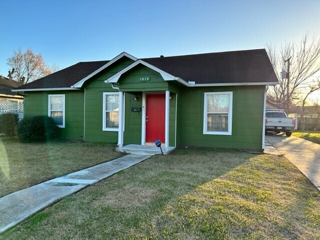 Primary Photo - 1813 California St