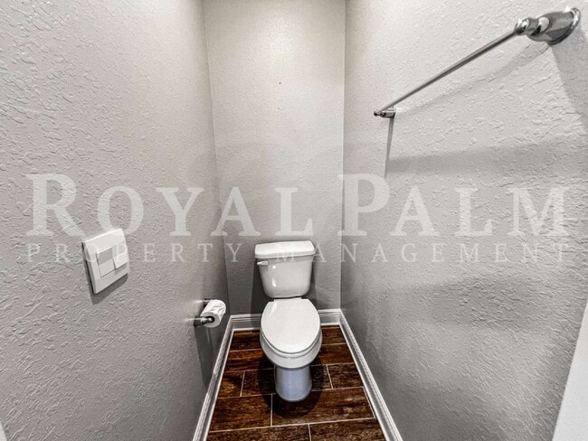 Building Photo - 25 Orlando Blvd