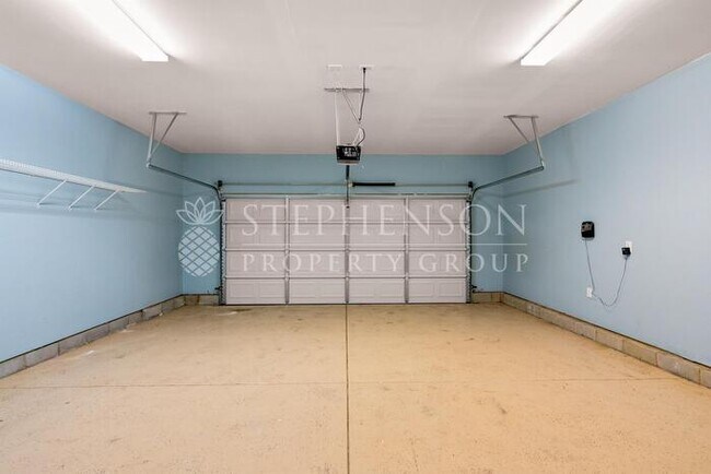 Building Photo - 405 Abbeydale Way
