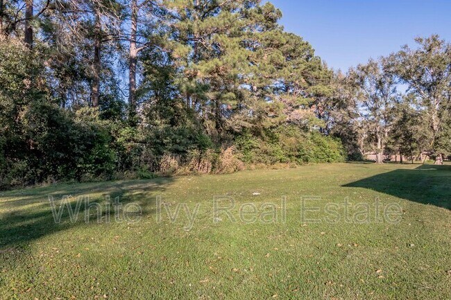 Building Photo - 120 McAdams Ln