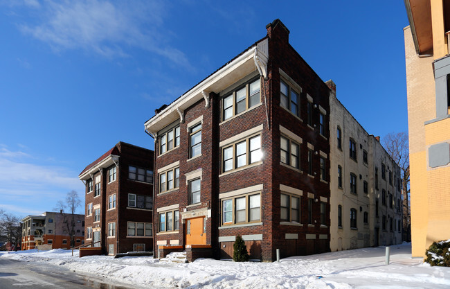 Primary Photo - Addis View Apartments