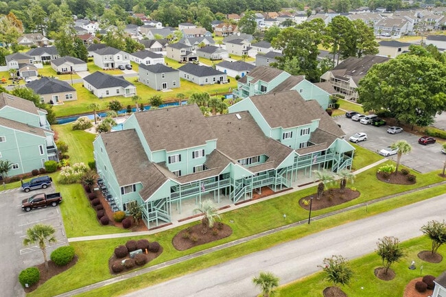Building Photo - 1717 Boyne Dr