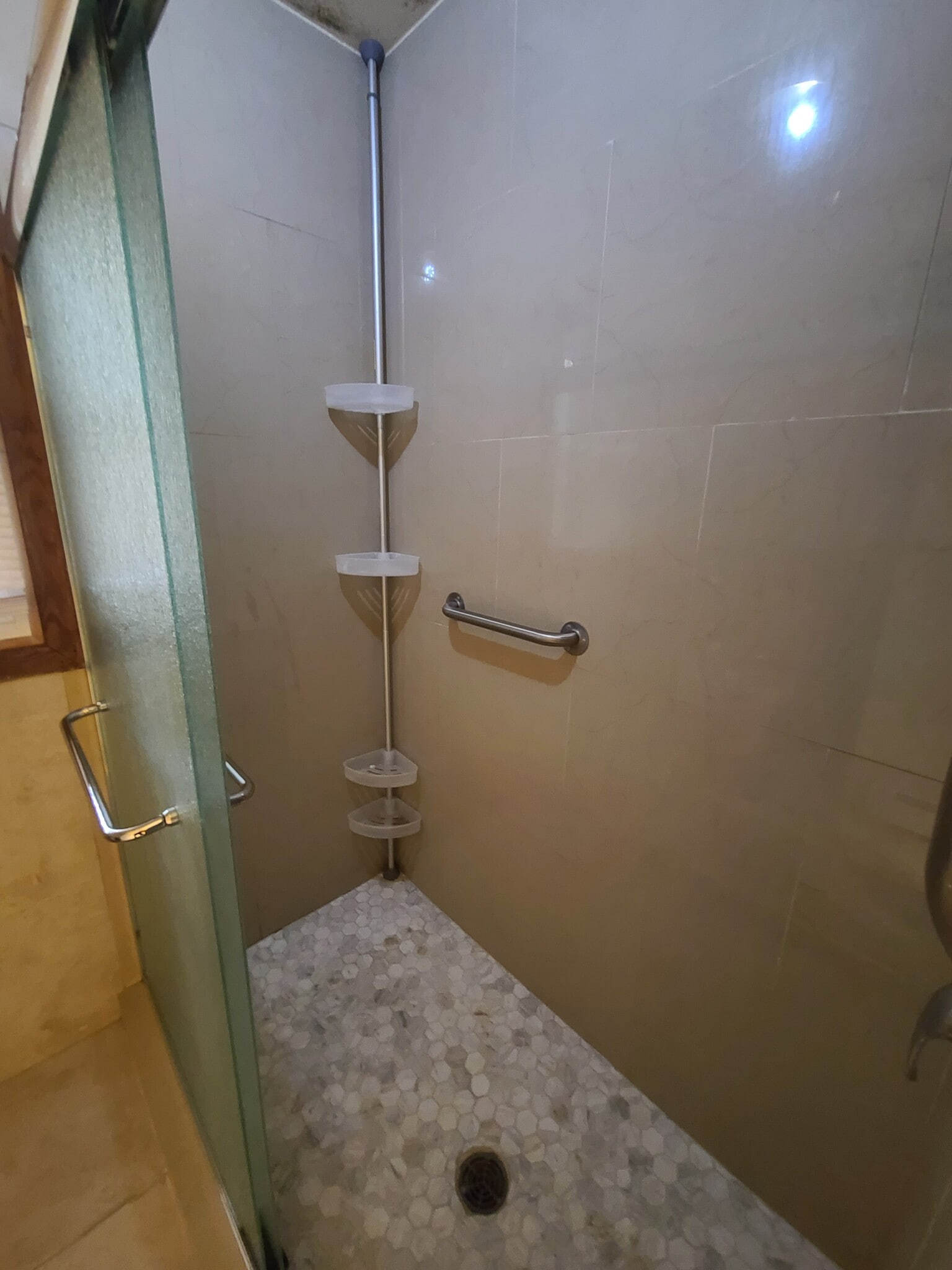 Building Photo - 1106 Woodland Way