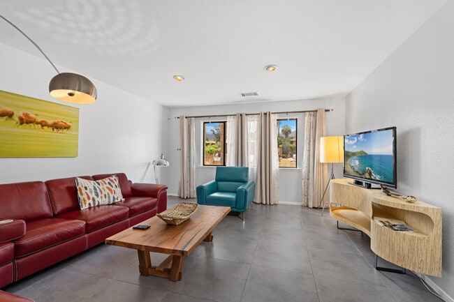 Building Photo - 72596 Beavertail St