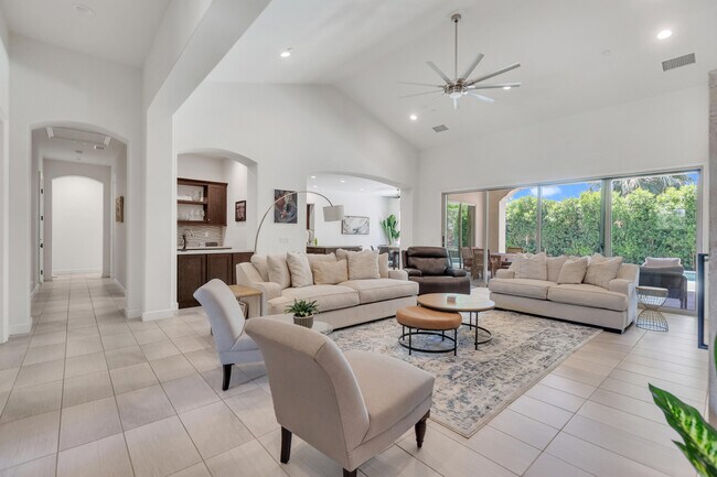 Building Photo - 81805 Four Seasons Pl