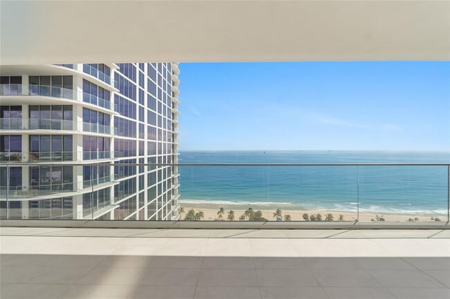 Building Photo - 153 N Seabreeze Blvd