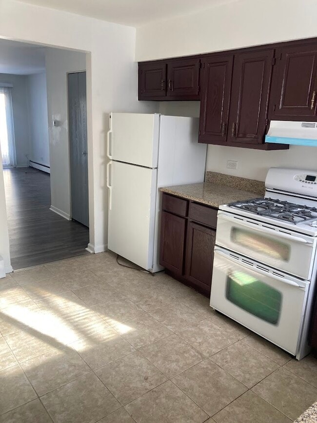 Building Photo - 92 Olesen Dr