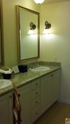 Building Photo - 45245 Seeley Dr