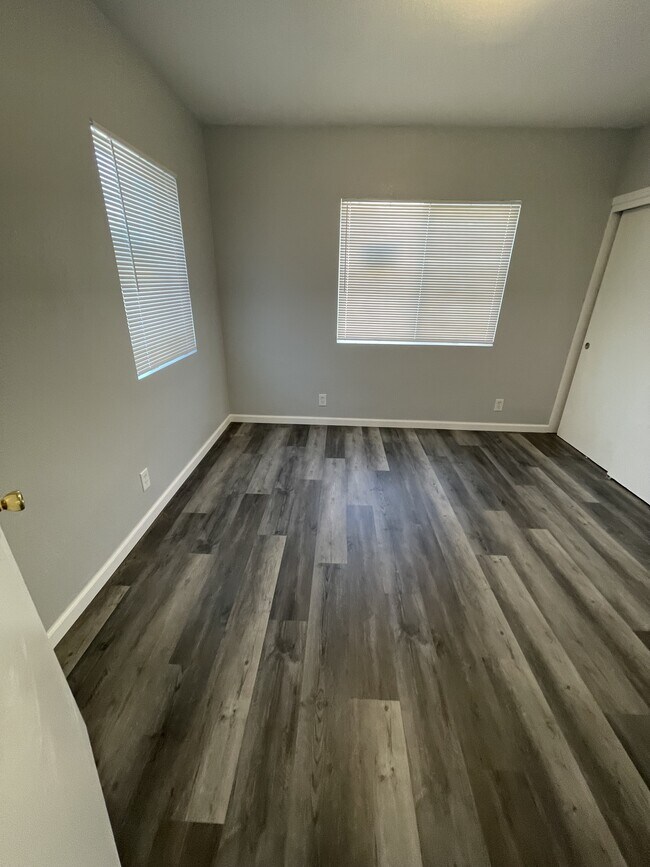 Building Photo - 1311 Lemon St