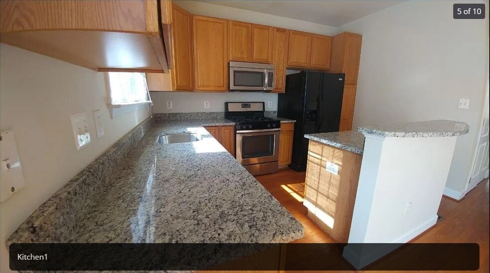 KITCHEN1 - 511 Pelican Ave