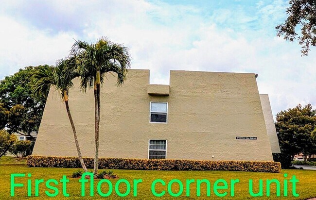 Building Photo - 2700 Fiore Way