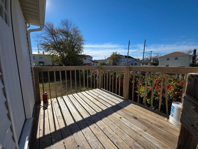 Building Photo - 1804 McKinley Ave