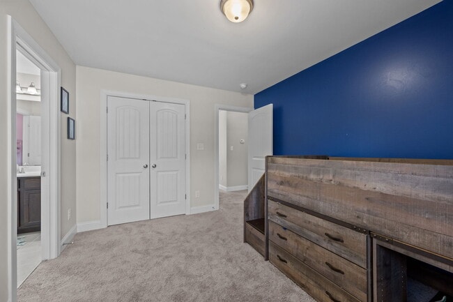 Building Photo - 878 Stormy Gale Ln