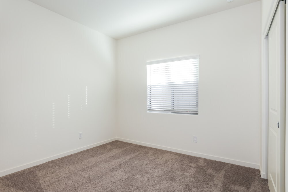 Building Photo - 24567 W Alta Vis Rd