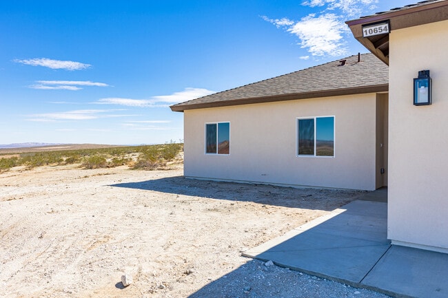 Building Photo - 10654 Wilson Rd