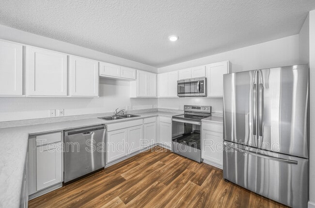 Building Photo - 8739 Schooner Ln