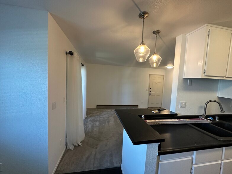 Building Photo - 357 Lighthouse Dr