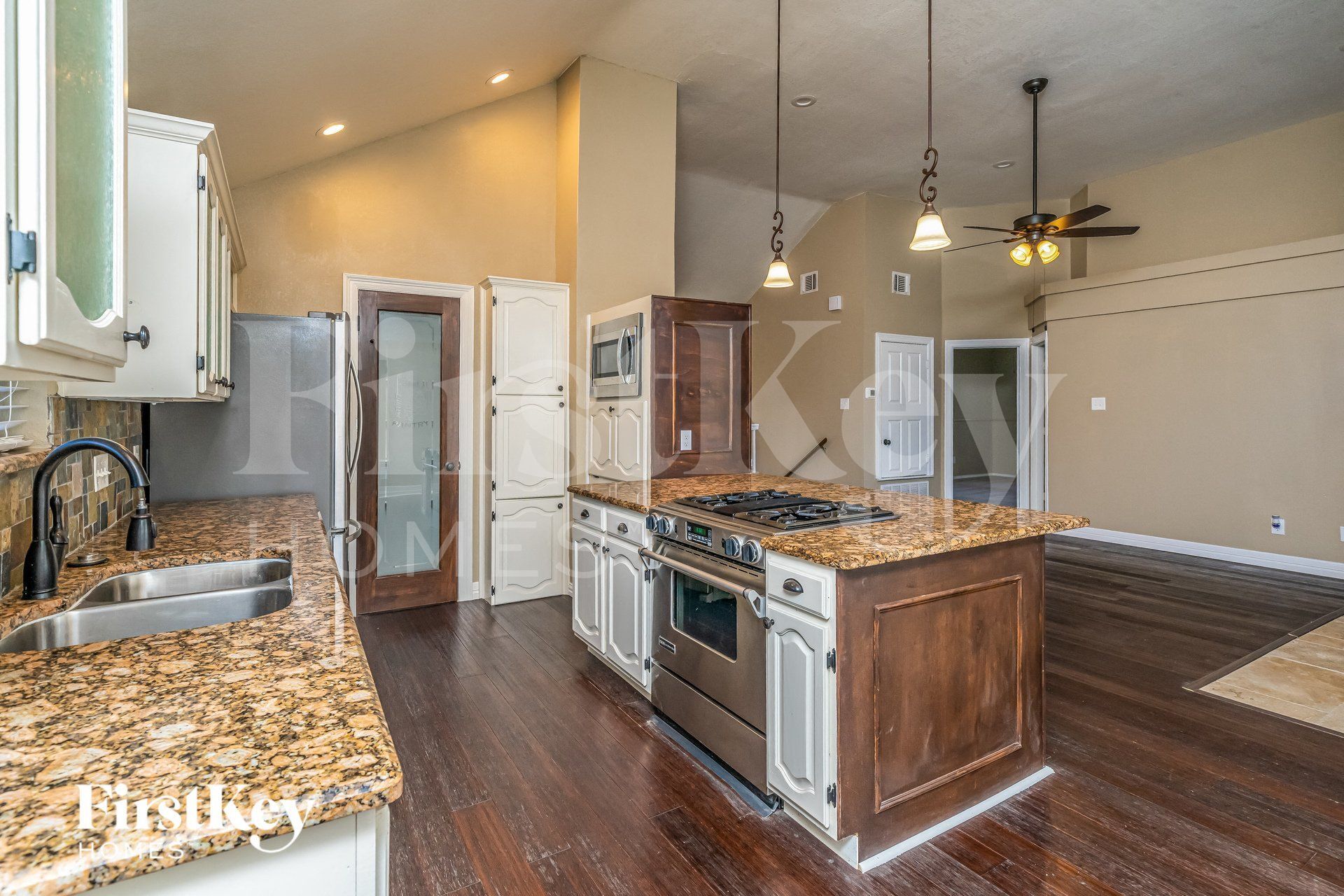 Building Photo - 1313 Deer Trail