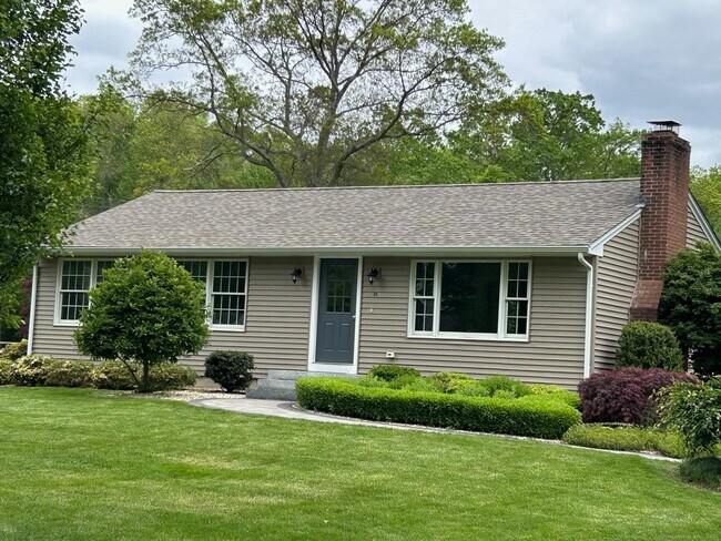 Primary Photo - 41 Melody Ln