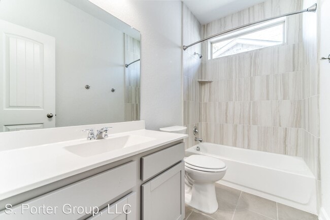 Building Photo - 3 br, 2 bath House - 240 Melody Meadows