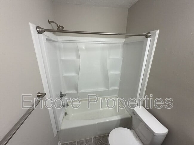 Building Photo - 5120 Lundy Dr