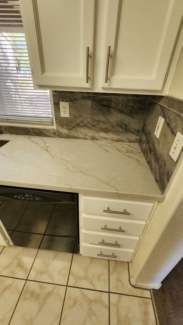 Building Photo - 2306 Spring Water Dr