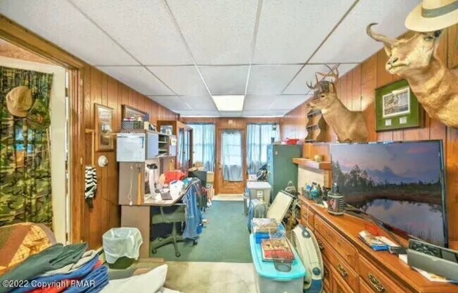 Building Photo - 400 Hemlock Dr