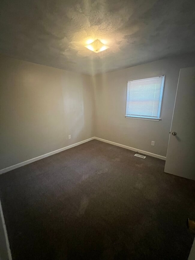 Building Photo - 1028 Cleveland St