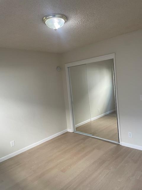 Building Photo - 4416 Moorpark Ave