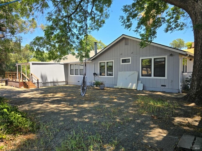 Building Photo - 6491 Pleasants Valley Rd