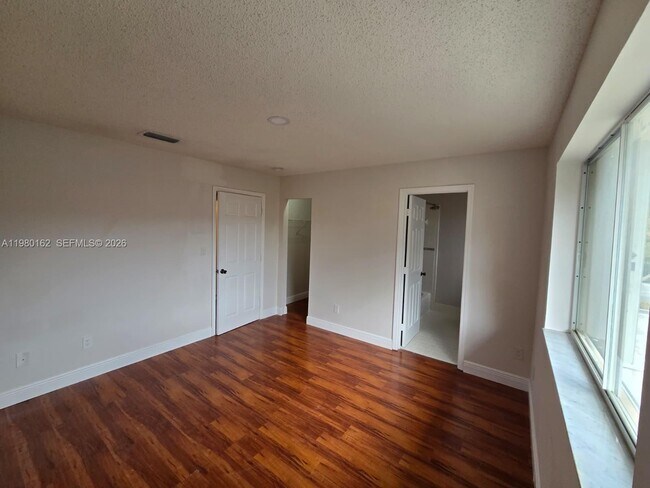 Building Photo - 13926 SW 175th Terrace