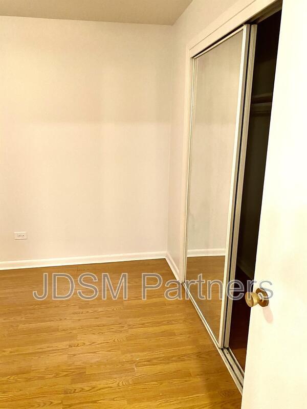 Building Photo - 1415 N Pearl St