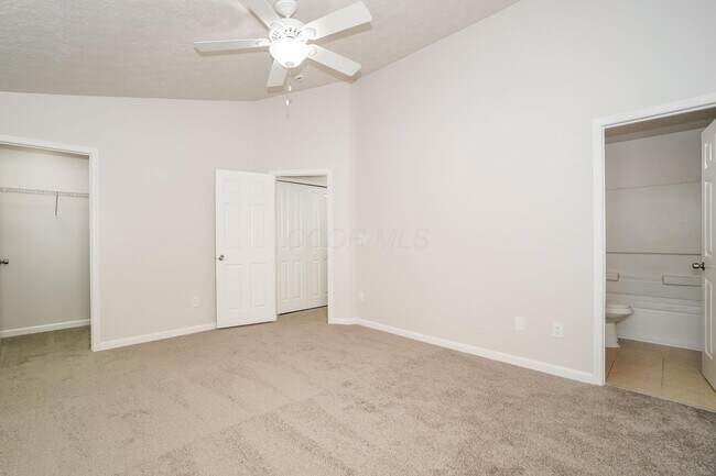 Building Photo - 3853 Sugarbark Dr