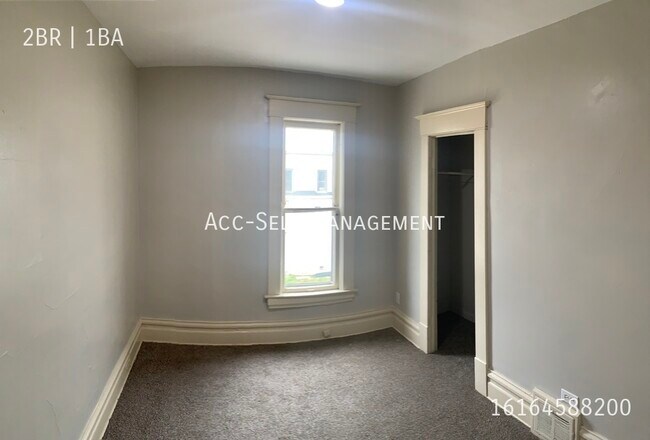 Building Photo - 1311 Alpine Ave NW
