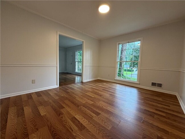 Building Photo - 4254 Burleigh Dr