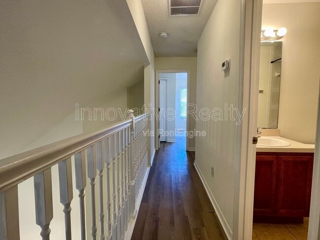 Building Photo - 2482 Temple Grove Ln