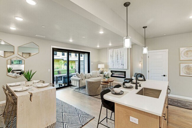 Building Photo - 7009 NE 132nd Way