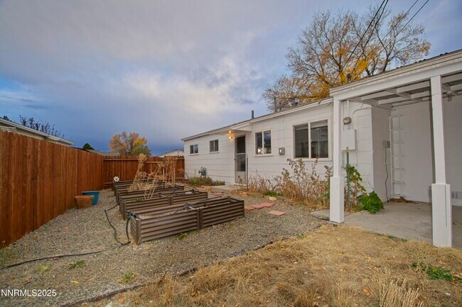 Building Photo - 2220 Nelson Way