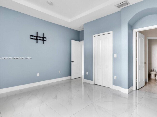 Building Photo - 16628 SW 47th Terrace