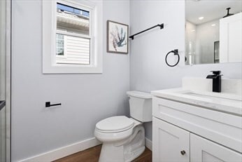 Building Photo - 322-324 Pearl St