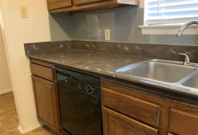 Building Photo - 1409 Paseo Del Oro