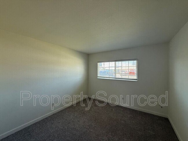 Building Photo - 1462 Snyder St