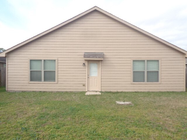 Building Photo - 2031 Treasure Mountain Dr