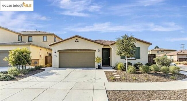 Primary Photo - 4067 Kenwood Cir