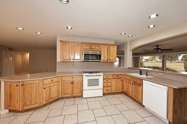 Building Photo - 14211 N Cameo Dr