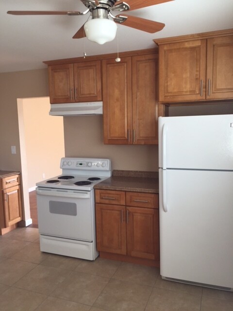 Building Photo - 161 Starr Ave