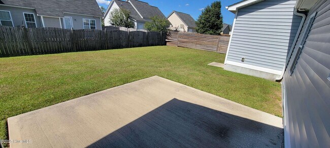 Building Photo - 3924 Pensacola Dr
